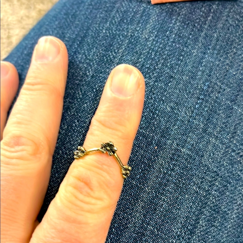 New, Gold Chevron Floral Ring
